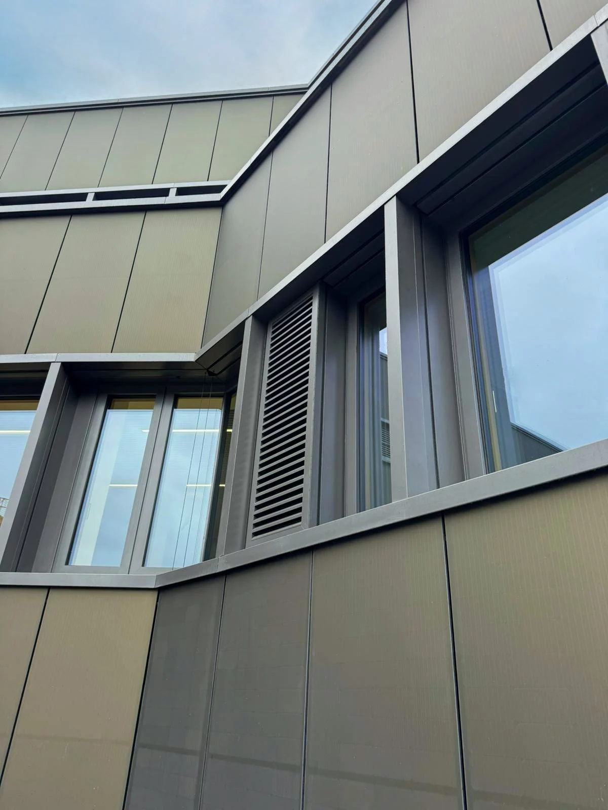 SOLAR-FASSADE Behördenzentrum Heilbronn